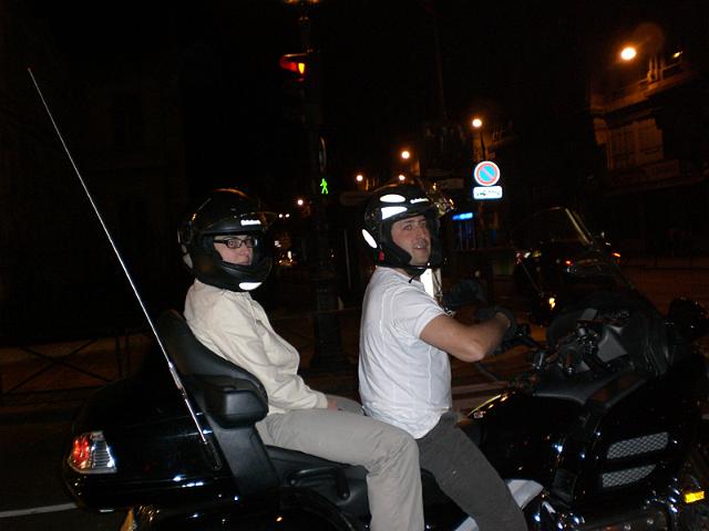 04 C est ici pour la pizza.jpg